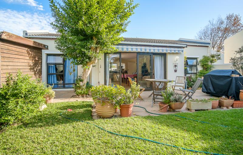 3 Bedroom Property for Sale in Constantia Western Cape